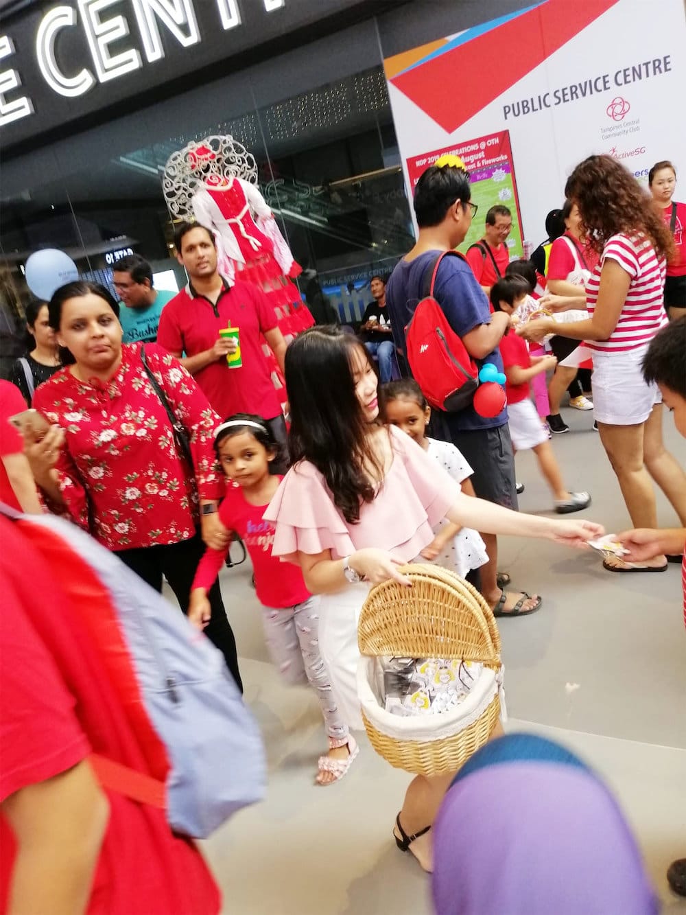 Walkway flyer distribution tampines hub distributor passing flyers 3